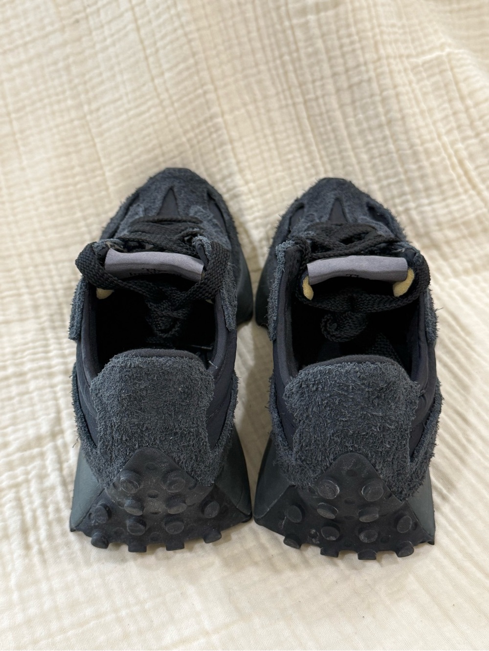 - NEW New Balance 327 Phantom Magnet Sneakers BT - Picture 7 of 10